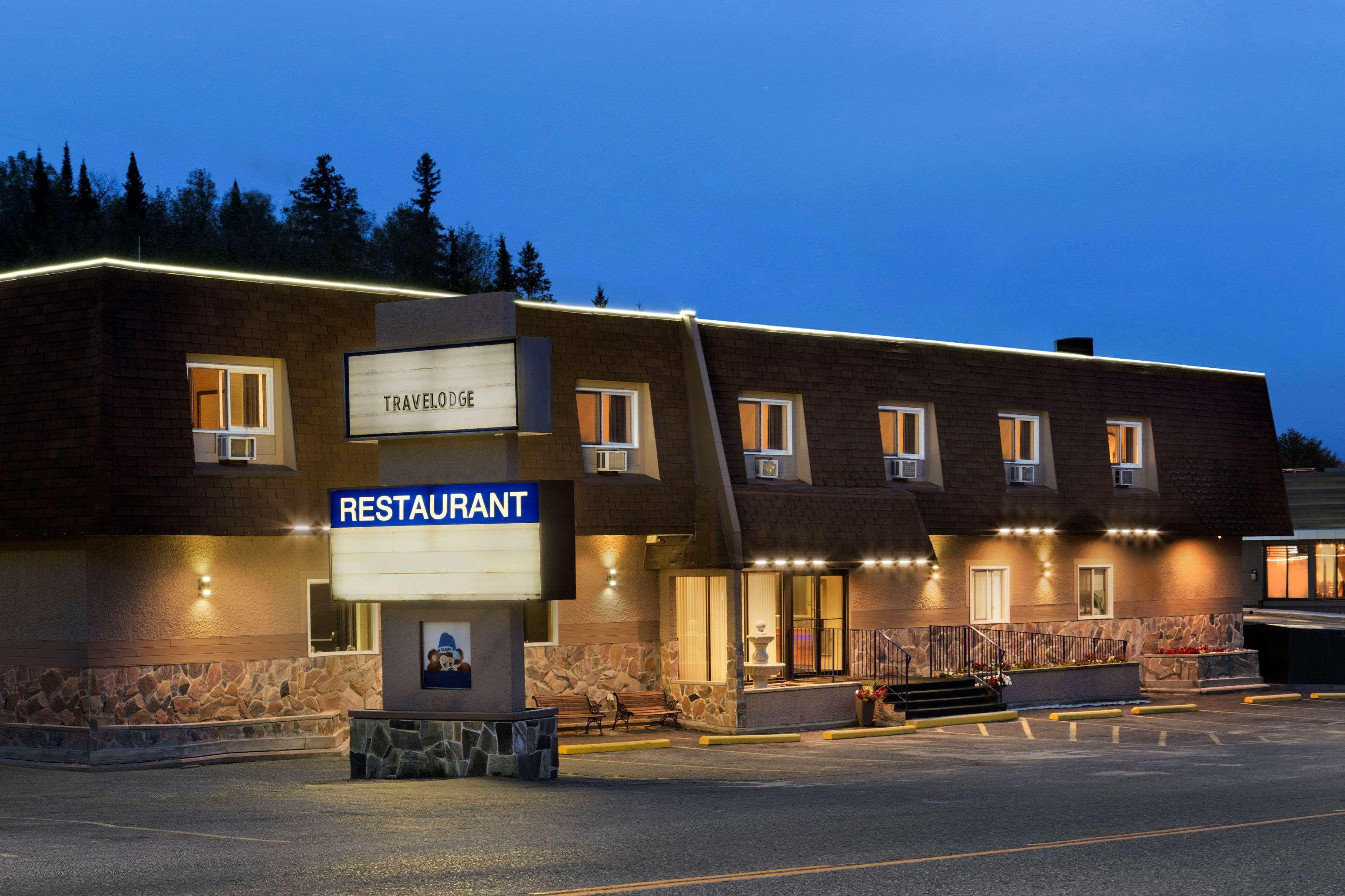 Travelodge By Wyndham Kenora Bagian luar foto